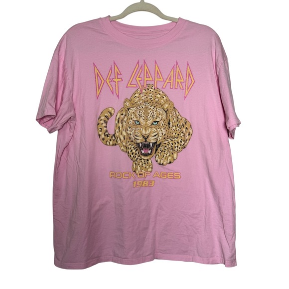Def Leppard Rock of Ages 1988 Leopard Graphic Pink T-Shirt Band Tee - Picture 1 of 5